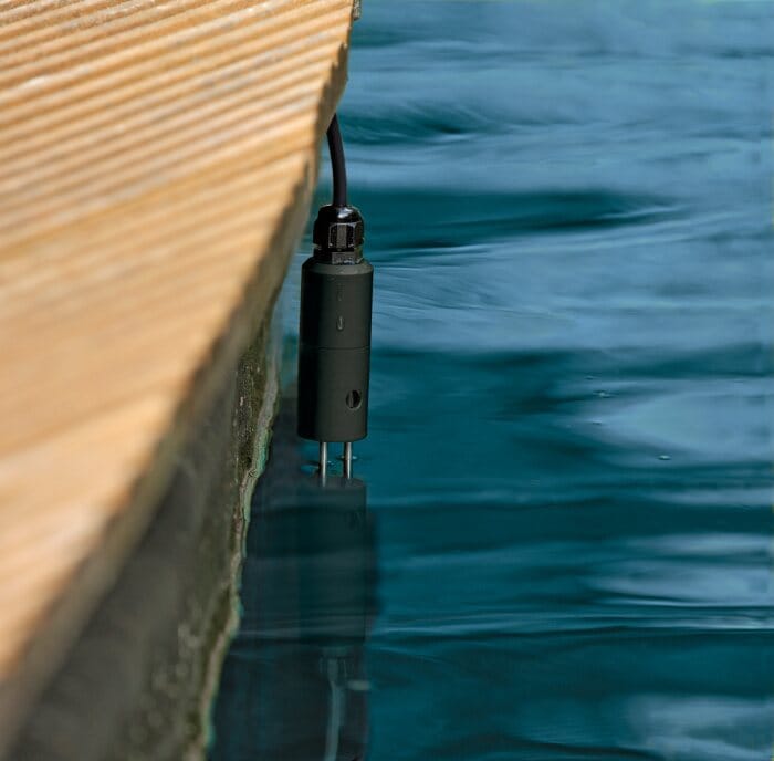 Oase ProfiClear Guard Auto Top-up - Selective Koi Sales